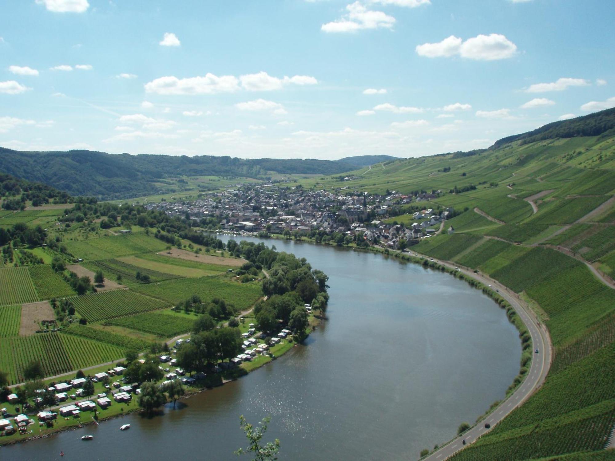 Comfortable Apartment In Ediger Eller Eifel Sankt Aldegund Zewnętrze zdjęcie